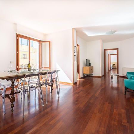 Georgia'S Apartment Альгеро Экстерьер фото